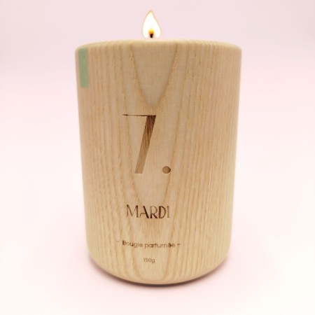 Bougie en Bois - Mardi Détox - Parfum Yuzu, Jasmin & Thé vert