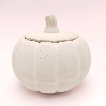Bougie Citrouille en Ciment - Parfum Cèdre et Bois de Santal