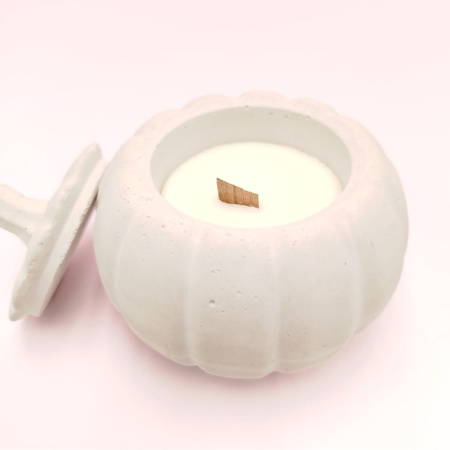 Bougie Citrouille en Ciment - Parfum Cèdre et Bois de Santal