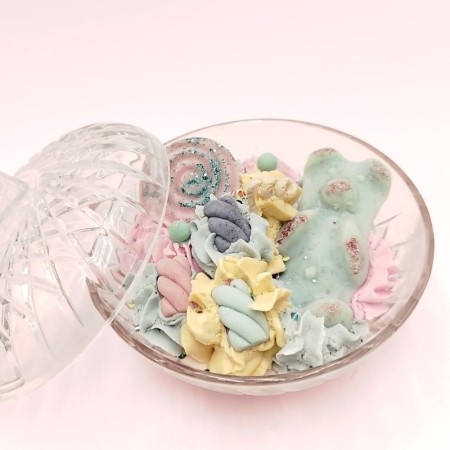 bougie-bonbonniere-parfum-chamallow