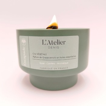 Bougie parfumée "Escapade" - parfum Eucalyptus & Pin de Sibérie