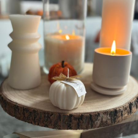 Petite bougie Citrouille - Parfum Cèdre et Bois de Santal