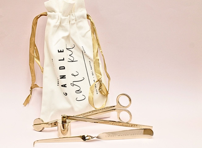 Zoom sur les accessoires autour de la bougie