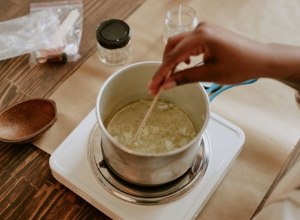 3 idées simples pour recycler les pots de ses bougies 