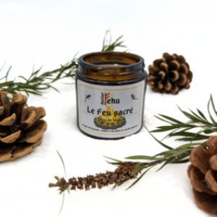 Bougie feu sacré au feu de bois